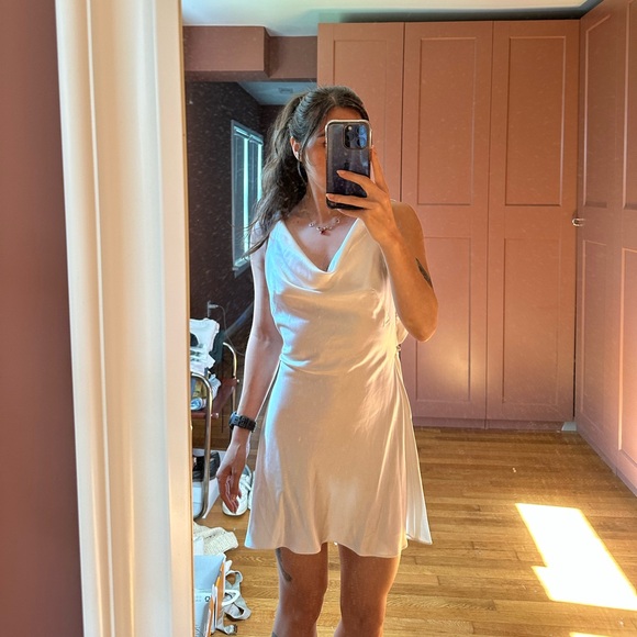 Mirror Palais Mini Plunge Dress - Picture 5 of 7